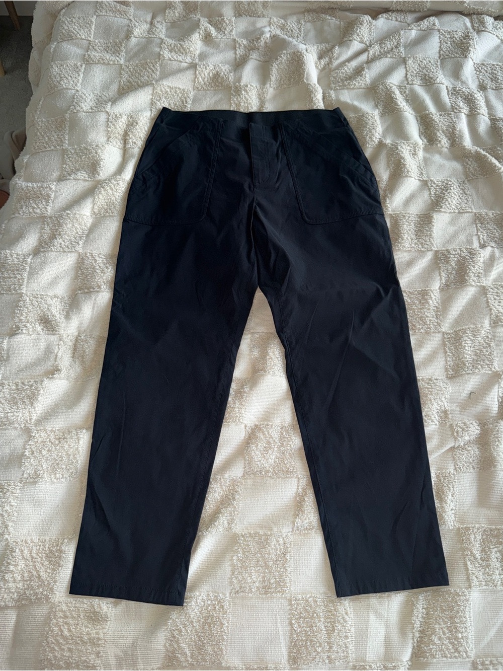 NWOT Eddie Bauer Women's Horizon High Rise Crop Pants size 10
